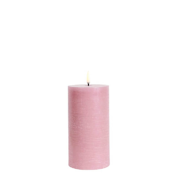 UYUNI LED Pillar Bloklys m. 3D flamme Ø7.8x15 cm Dusty rose