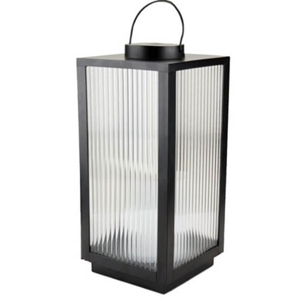 Lanterne med riflet glas og LED bloklys. H28 cm